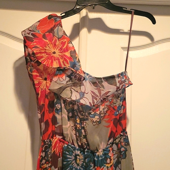 Multicolored One shoulder floral American Rag dress.  Sz: XS - Picture 2 of 5